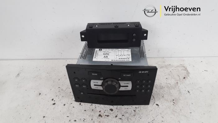 Gebrauchte Radio Modul Opel Corsa D 1.6i OPC 16V Turbo Preis € 50,00 Margenregelung angeboten von Autodemontage Vrijhoeven B.V.