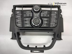 Used Radio control panel Opel Astra Price € 60,00 Margin scheme offered by Autodemontage Vrijhoeven B.V.