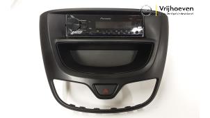 Used Radio Opel Karl 1.0 12V Price € 70,00 Margin scheme offered by Autodemontage Vrijhoeven B.V.