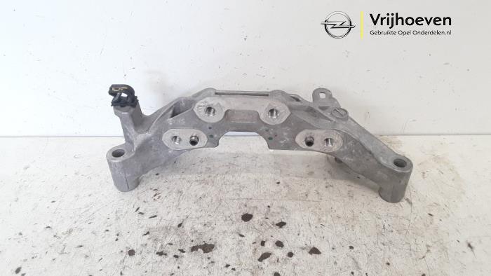 Used Engine mount Opel Mokka 1.2 Turbo 12V Price € 35,00 Margin scheme offered by Autodemontage Vrijhoeven B.V.