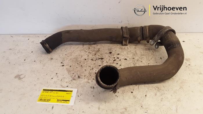 Gebrauchte Intercooler Schlauch Opel Astra H GTC (L08) 1.6 16V Turbo Preis € 100,00 Margenregelung angeboten von Autodemontage Vrijhoeven B.V.
