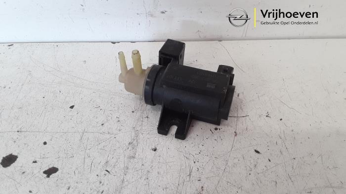 Usagé Régulateur pression turbo Opel Astra J (PC6/PD6/PE6/PF6) 2.0 CDTI 16V 165 Ecotec Prix € 35,00 Règlement à la marge proposé par Autodemontage Vrijhoeven B.V.