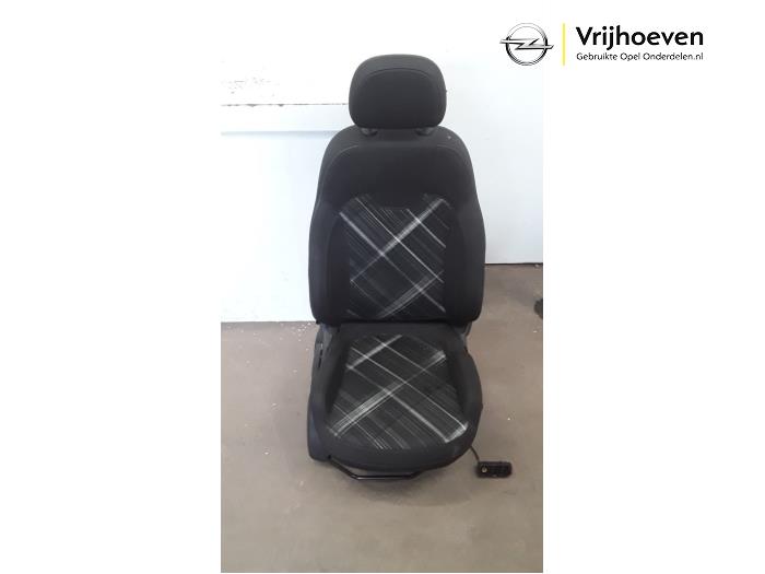 Seat, right from a Opel Corsa E 1.0 SIDI Turbo 12V 2015