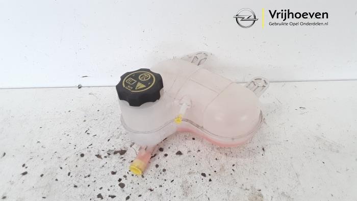 Expansion vessel from a Opel Karl 1.0 ecoFLEX 12V 2016
