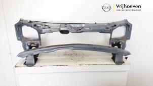 Używane Panel przedni Opel Tigra Twin Top 1.4 16V Cena € 75,00 Procedura marży oferowane przez Autodemontage Vrijhoeven B.V.