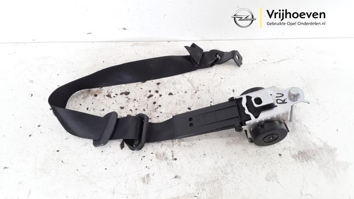 Front seatbelt, right from a Opel Zafira (M75) 2.2 16V Direct Ecotec 2007