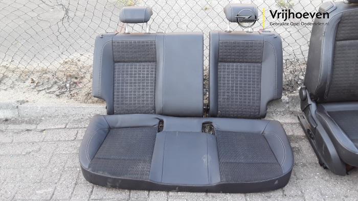 Set of upholstery (complete) from a Opel Astra J GTC (PD2/PF2) 1.6 Turbo 16V 2013