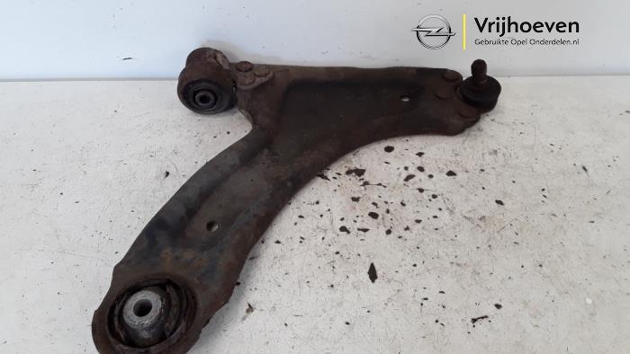 Front wishbone, right from a Opel Tigra Twin Top 1.4 16V 2004