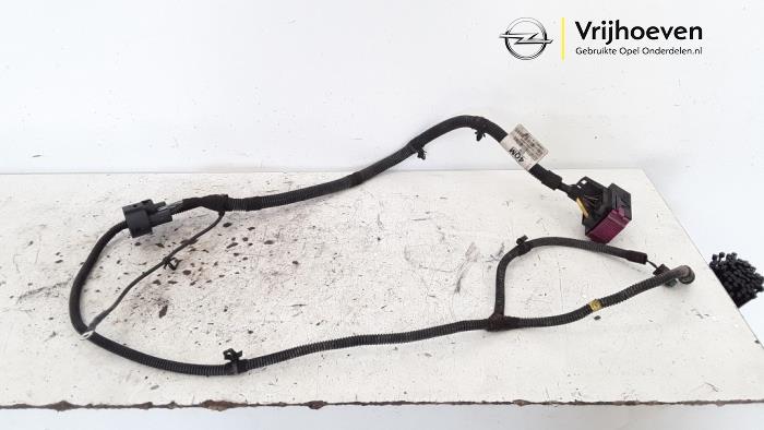 Begagnade Kablage Opel Zafira Tourer (P12) 1.4 Turbo 16V EcoFLEX Pris € 25,00 Marginaltabell erbjuds av Autodemontage Vrijhoeven B.V.