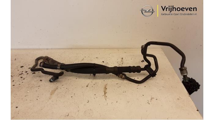 Power steering line from a Opel Zafira (F75) 2.0 16V Turbo OPC 2002