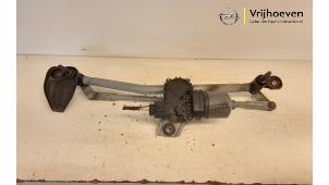 Used Wiper motor + mechanism Opel Astra H Twin Top (L67) 1.8 16V Price € 30,00 Margin scheme offered by Autodemontage Vrijhoeven B.V.