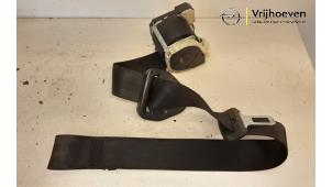 Used Front seatbelt, right Opel Astra H Twin Top (L67) 1.8 16V Price € 50,00 Margin scheme offered by Autodemontage Vrijhoeven B.V.