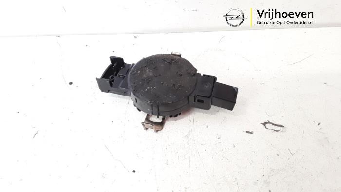 Begagnade Regnsensor Opel Corsa E 1.4 16V Pris € 25,00 Marginaltabell erbjuds av Autodemontage Vrijhoeven B.V.
