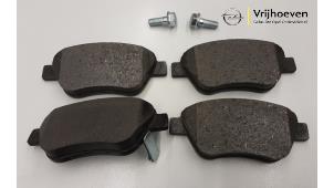 New Front brake pad Opel Corsa D 1.3 CDTi 16V ecoFLEX Price € 30,00 Inclusive VAT offered by Autodemontage Vrijhoeven B.V.