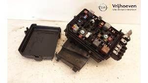 Used Fuse box Opel Astra K 1.0 Turbo 12V Price € 75,00 Margin scheme offered by Autodemontage Vrijhoeven B.V.