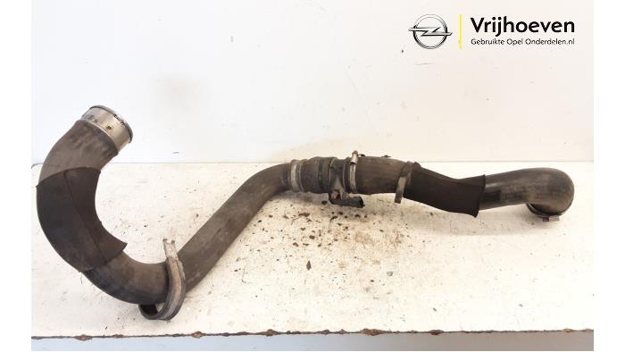 Gebrauchte Intercooler Schlauch Opel Corsa D 1.6i OPC 16V Turbo Preis € 100,00 Margenregelung angeboten von Autodemontage Vrijhoeven B.V.