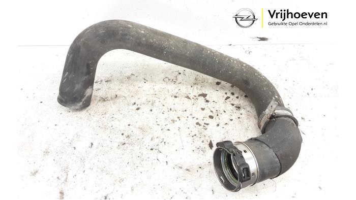 Gebrauchte Intercooler Schlauch Opel Corsa D 1.6i GSI 16V Turbo Preis € 125,00 Margenregelung angeboten von Autodemontage Vrijhoeven B.V.
