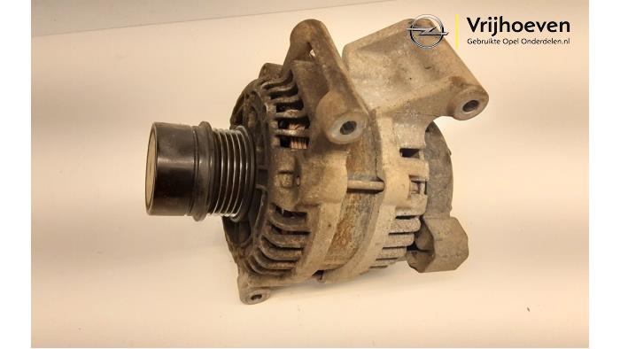 Begagnade Dynamo Opel Karl 1.0 12V Pris € 45,00 Marginaltabell erbjuds av Autodemontage Vrijhoeven B.V.