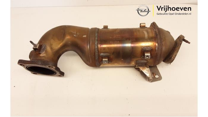 Gebrauchte Katalysator Opel Astra K 1.6 SIDI Eco Turbo 16V Preis € 350,00 Margenregelung angeboten von Autodemontage Vrijhoeven B.V.