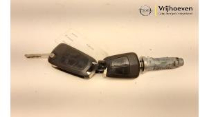 Used Ignition lock + key Opel Corsa D 1.3 CDTi 16V ecoFLEX Price € 60,00 Margin scheme offered by Autodemontage Vrijhoeven B.V.