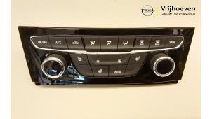 Usados Panel de control de calefacción Opel Astra K 1.6 SIDI Eco Turbo 16V Precio € 75,00 Norma de margen ofrecido por Autodemontage Vrijhoeven B.V.