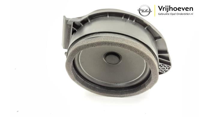 Speaker from a Opel Astra K 1.2 Turbo 12V 2021
