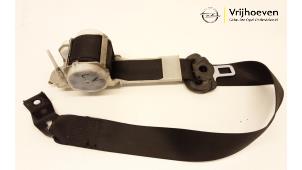 Used Front seatbelt, left Opel Vectra C Caravan 1.8 16V Price € 10,00 Margin scheme offered by Autodemontage Vrijhoeven B.V.