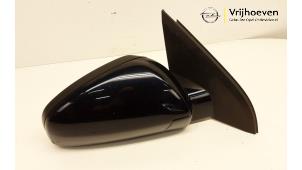 Used Wing mirror, right Opel Vectra C Caravan 2.2 DIG 16V Price € 30,00 Margin scheme offered by Autodemontage Vrijhoeven B.V.