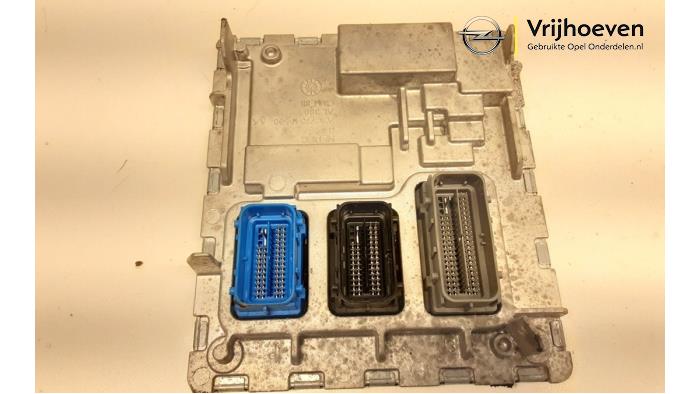 Used Engine management computer Opel Astra K 1.2 Turbo 12V Price € 250,00 Margin scheme offered by Autodemontage Vrijhoeven B.V.