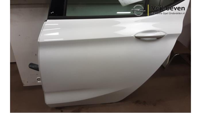 Portière 4portes arrière gauche d'un Opel Astra K 1.0 SIDI Turbo 12V 2018