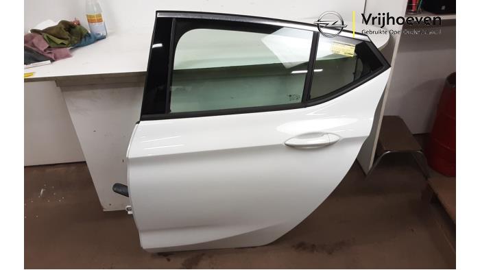 Rear door 4-door, left from a Opel Astra K 1.0 SIDI Turbo 12V 2018