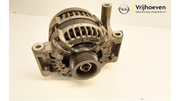Begagnade Dynamo Opel Astra K 1.0 SIDI Turbo 12V Pris € 30,00 Marginaltabell erbjuds av Autodemontage Vrijhoeven B.V.