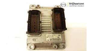 Usagé Calculateur moteur Opel Agila (A) 1.2 16V Prix € 75,00 Règlement à la marge proposé par Autodemontage Vrijhoeven B.V.