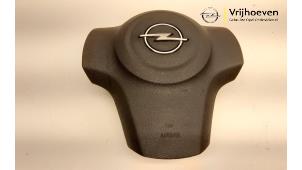 Usados Airbag izquierda (volante) Opel Corsa D 1.2 16V ecoFLEX Bi-Fuel Precio € 40,00 Norma de margen ofrecido por Autodemontage Vrijhoeven B.V.
