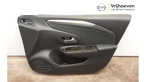 Używane Tapicerka drzwi prawych przednich wersja 4-drzwiowa Opel Corsa F (UB/UH/UP) 1.2 Turbo 12V 100 Cena € 100,00 Procedura marży oferowane przez Autodemontage Vrijhoeven B.V.