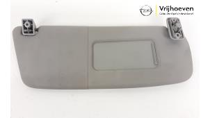 Usados Visera Opel Meriva 1.4 16V Twinport Precio € 15,00 Norma de margen ofrecido por Autodemontage Vrijhoeven B.V.