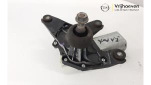 Gebrauchte Scheibenwischermotor hinten Opel Vivaro 2.5 CDTI 16V Preis € 40,00 Margenregelung angeboten von Autodemontage Vrijhoeven B.V.