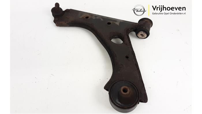 Front wishbone, left Opel Corsa D 1.4 16V Twinport - 13426552