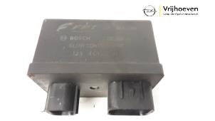 Used Glow plug relay Opel Combo 1.6 CDTI 16V Price € 10,00 Margin scheme offered by Autodemontage Vrijhoeven B.V.