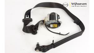 Used Front seatbelt, left Opel Combo 1.6 CDTI 16V Price € 60,00 Margin scheme offered by Autodemontage Vrijhoeven B.V.