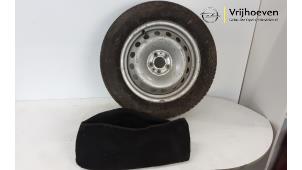Used Jackkit + spare wheel Opel Combo 1.6 CDTI 16V Price € 200,00 Margin scheme offered by Autodemontage Vrijhoeven B.V.