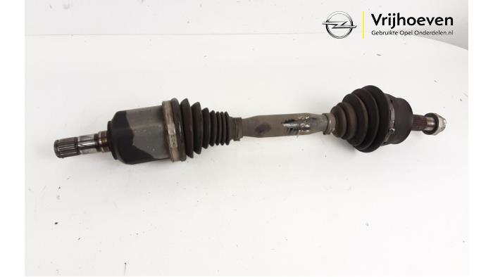 Front drive shaft, left from a Opel Combo 1.6 CDTI 16V 2017