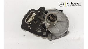 Usagé Pompe à vide assistant de freinage Opel Astra K 1.4 Turbo 16V Prix € 50,00 Règlement à la marge proposé par Autodemontage Vrijhoeven B.V.
