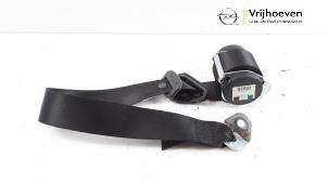 Used Rear seatbelt, right Opel Zafira (M75) 1.9 CDTI Price € 25,00 Margin scheme offered by Autodemontage Vrijhoeven B.V.