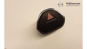Used Panic lighting switch Opel Adam 1.4 S Turbo Price € 10,00 Margin scheme offered by Autodemontage Vrijhoeven B.V.