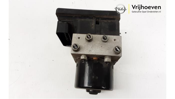 ABS pump from a Opel Astra H SW (L35) 1.6 16V Twinport 2008