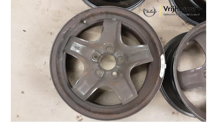 Set of wheels from a Opel Astra H (L48) 1.4 16V Twinport 2008