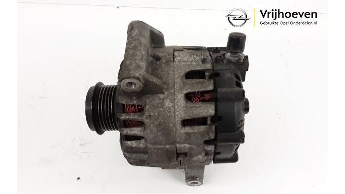 Dynamo van een Opel Astra J GTC (PD2/PF2) 2.0 16V Turbo OPC 2014
