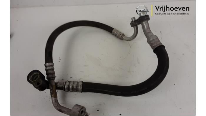 Air conditioning line from a Opel Astra H (L48) 1.4 16V Twinport 2008
