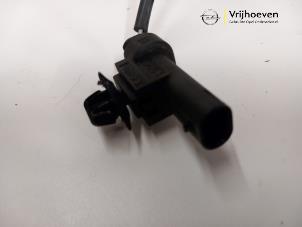 Auspuff Temperatursensor van een Opel Astra K 1.6 CDTI 110 16V 2016